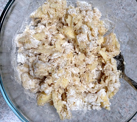 Apple bread flour coated diced apples